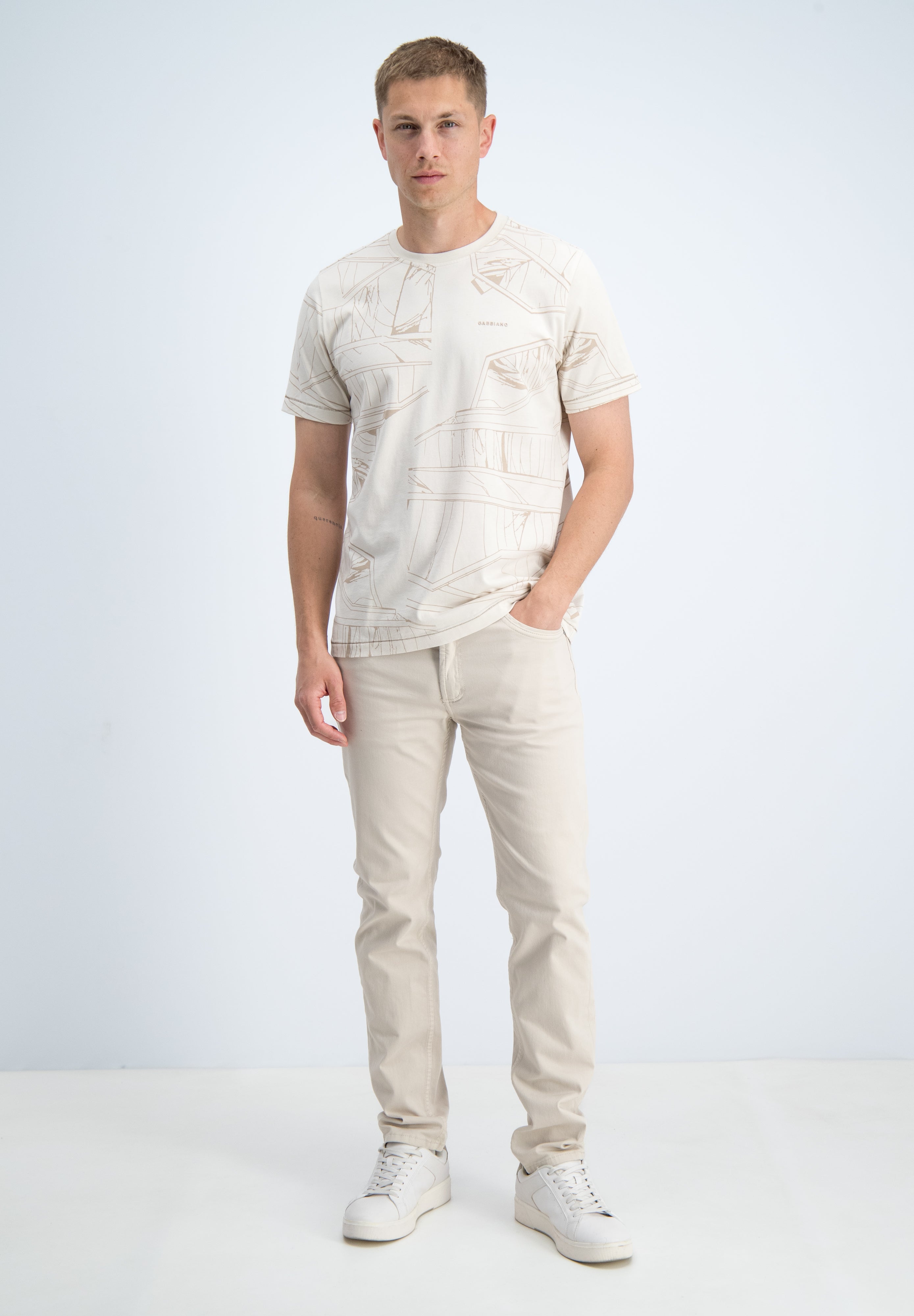 Regular fit t-shirt all over print