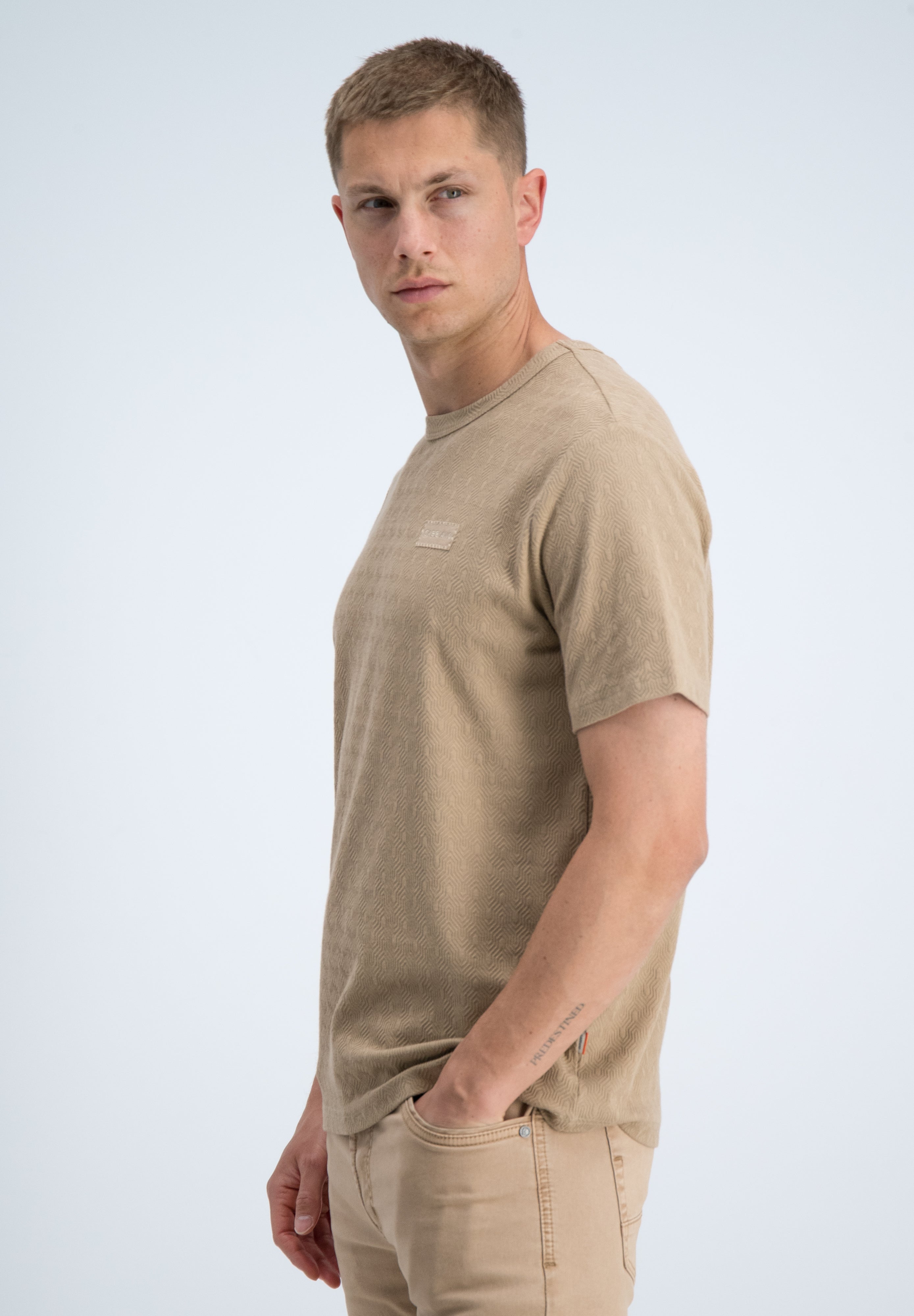 Regular fit t-shirt jacquard structuur