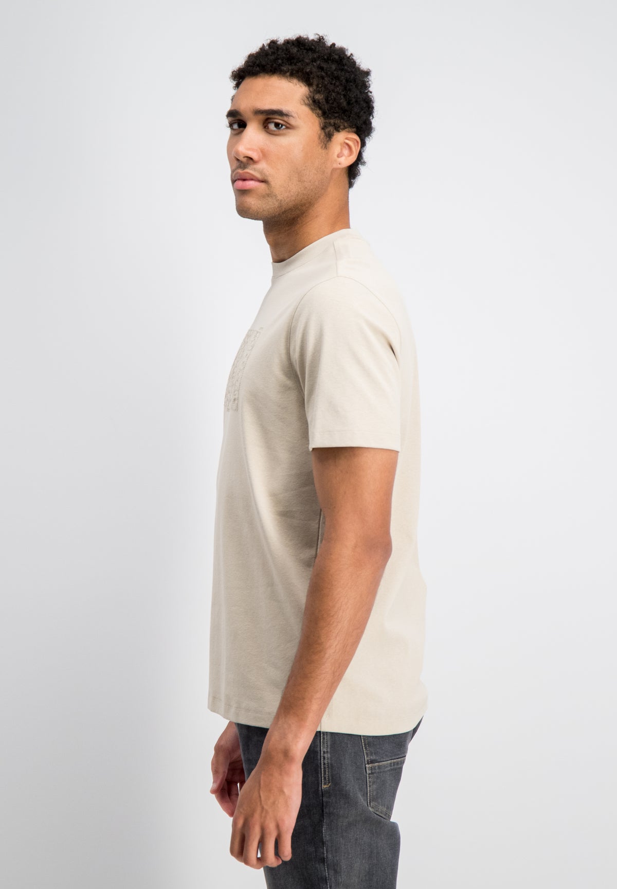 Kyle – Jersey Embroidered T-Shirt