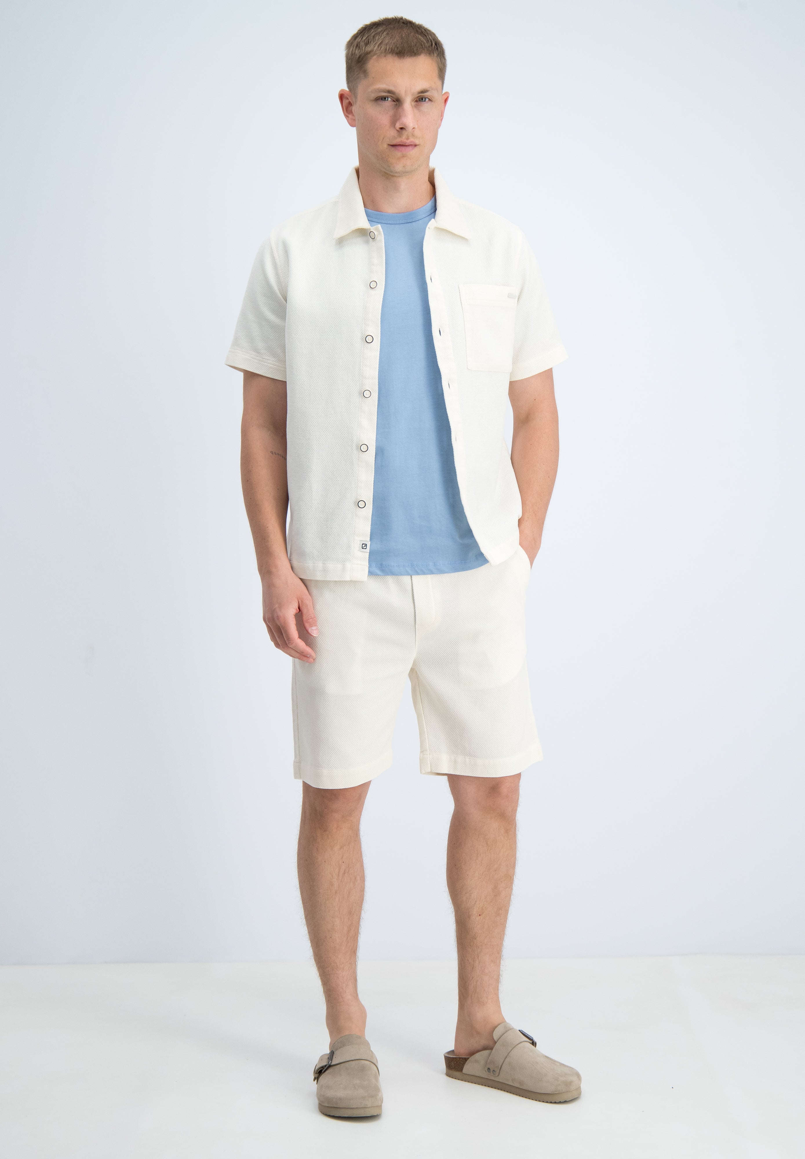 Relaxed short met structuur