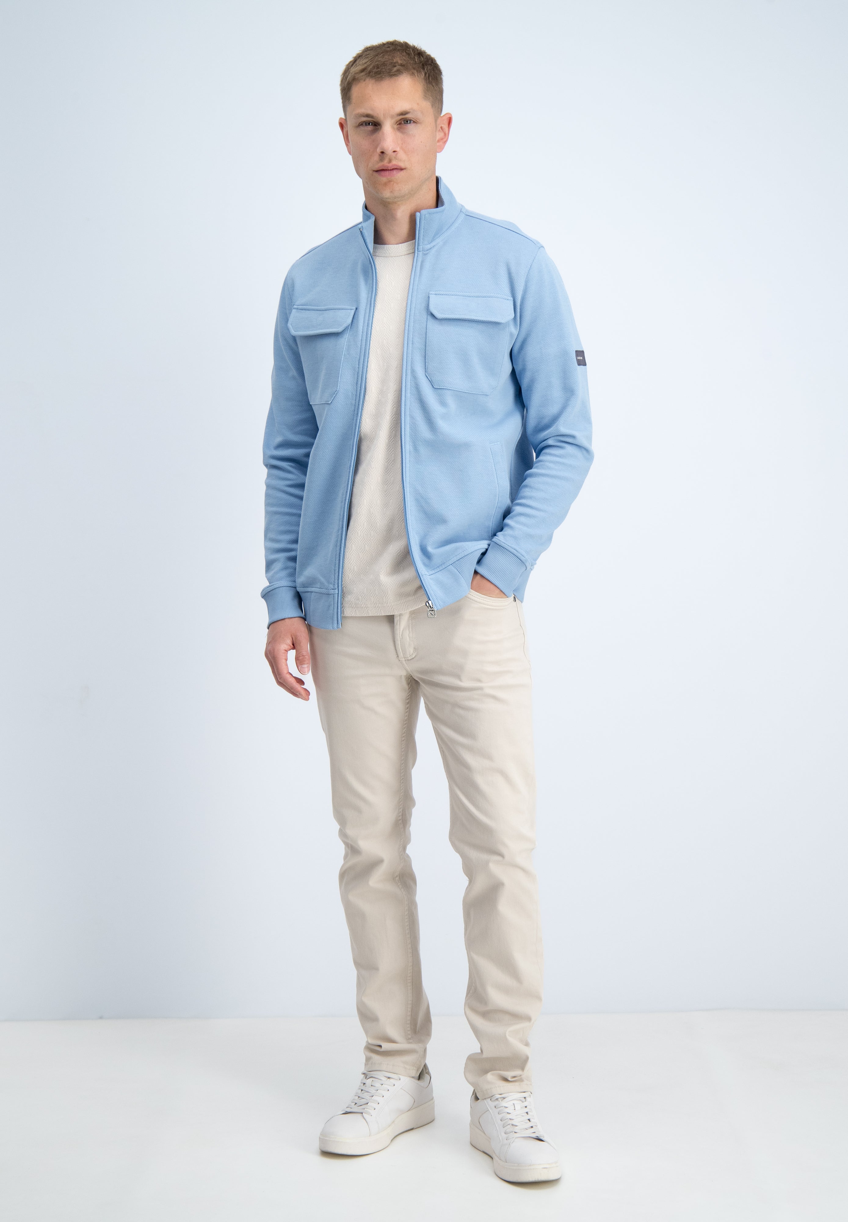 Regular fit vest structuur met borstzakken