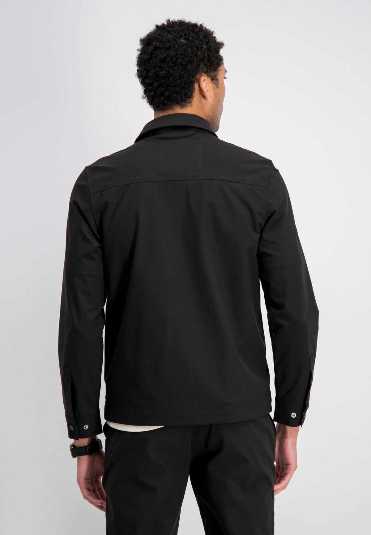 Arvik – Tech Travel Overshirt