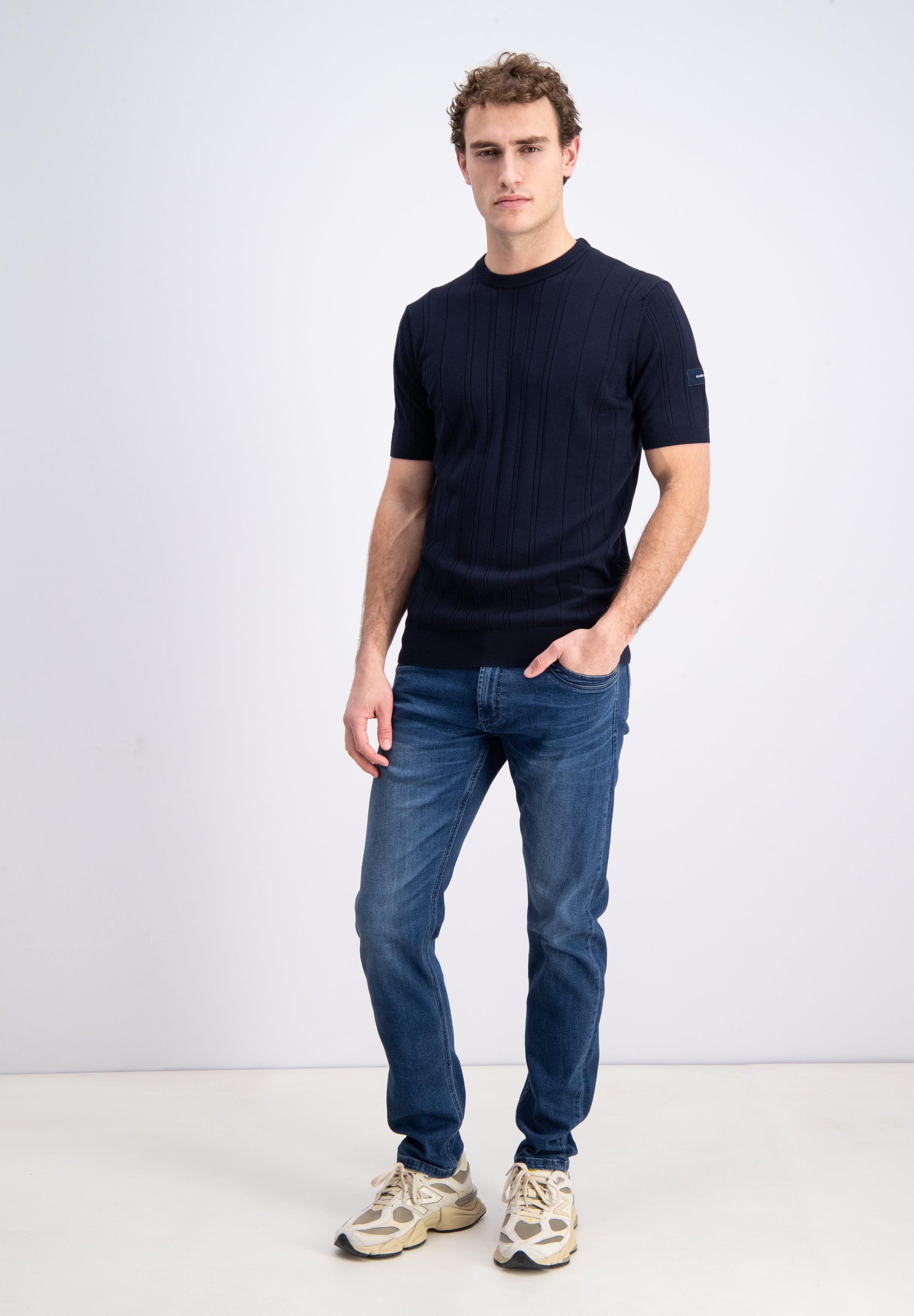 Nomik – Gestreiftes Strick-T-Shirt