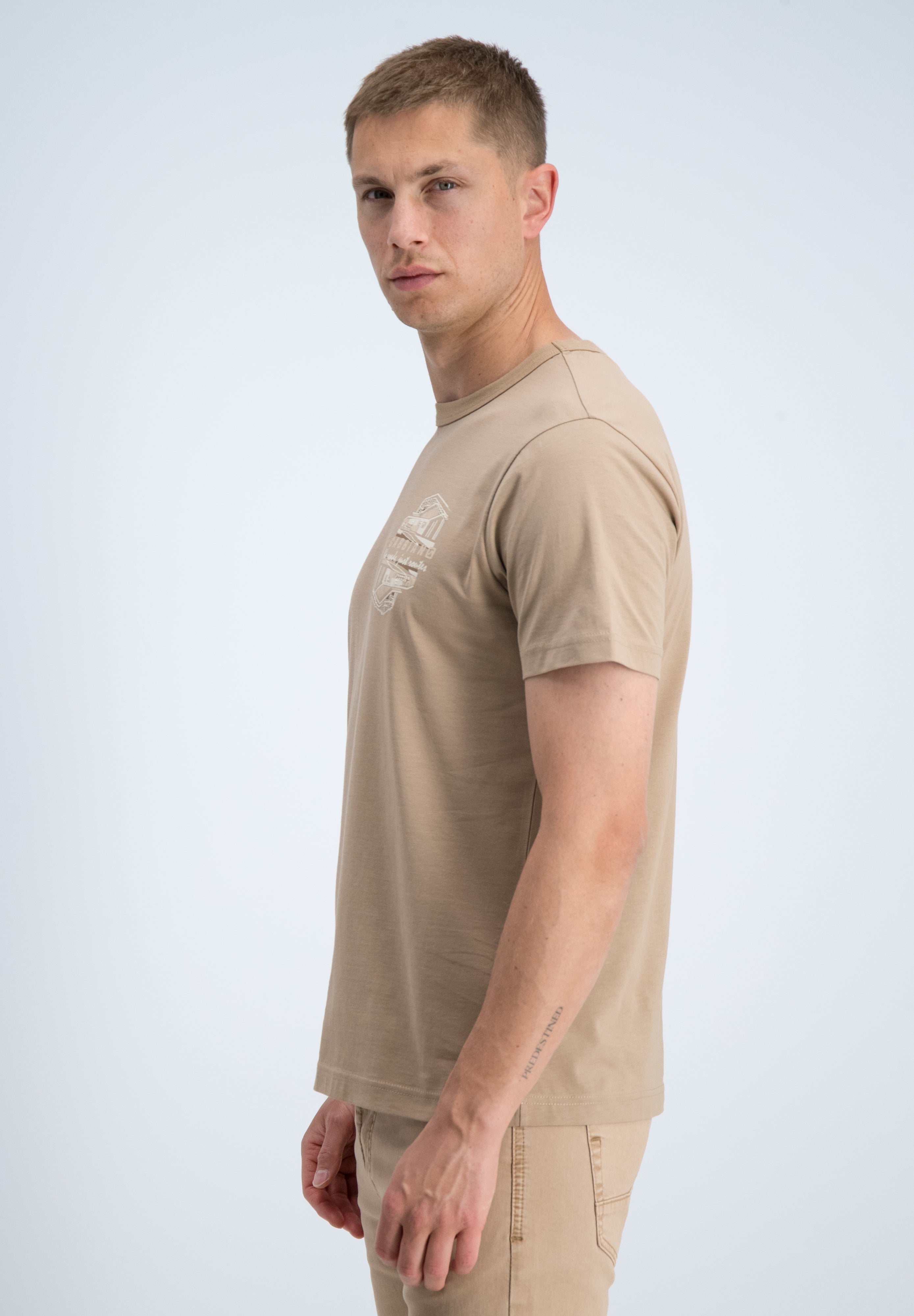 Regular fit t-shirt met embroidery en print