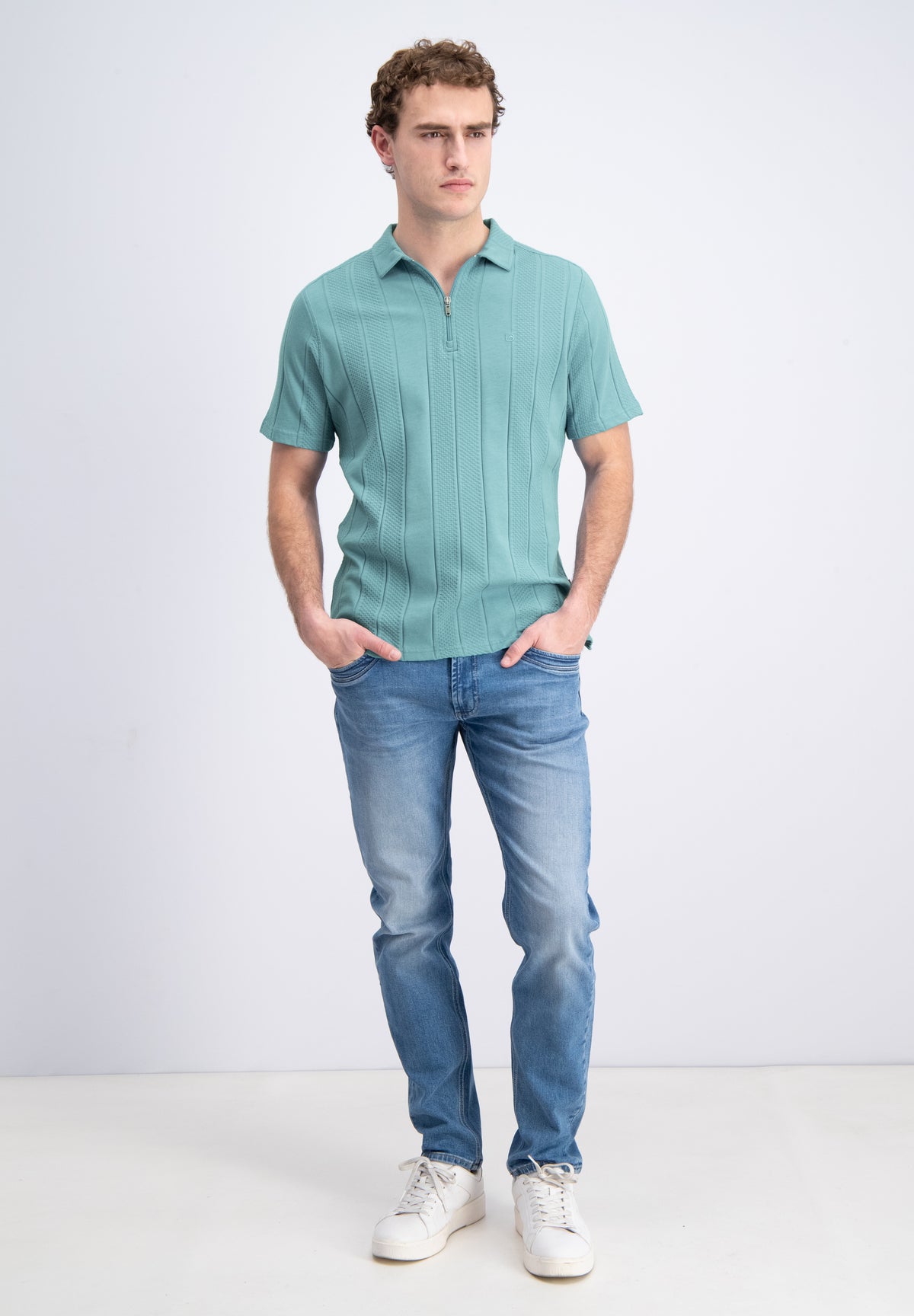 Lorven – Embroidered logo polo