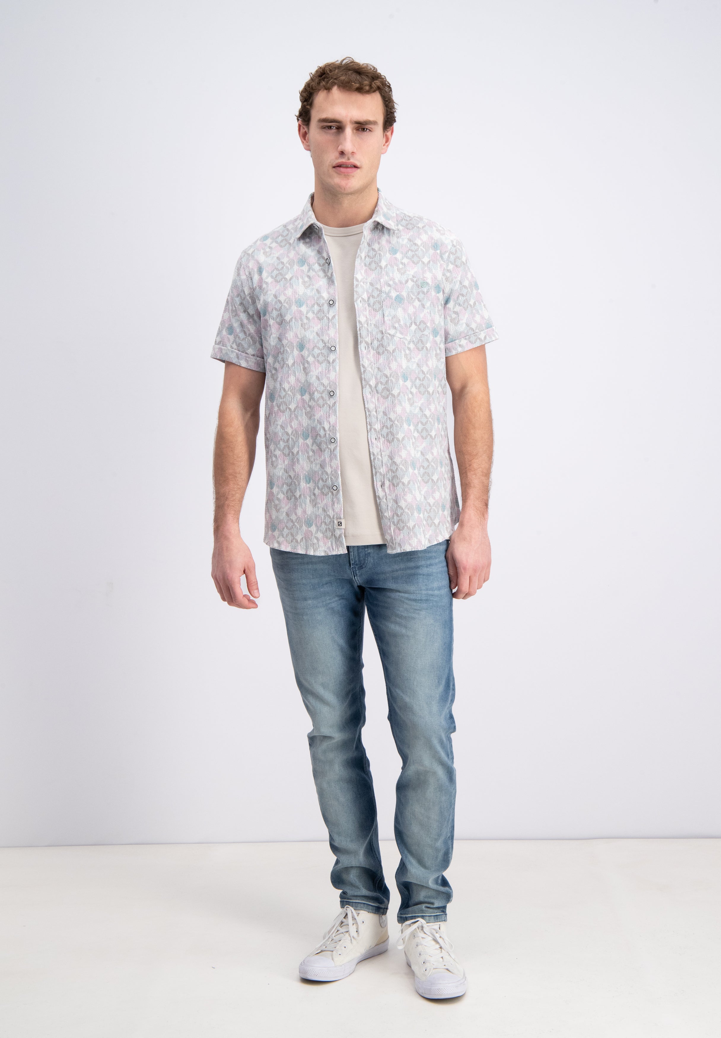Anton – All over print shirt met waffle structuur