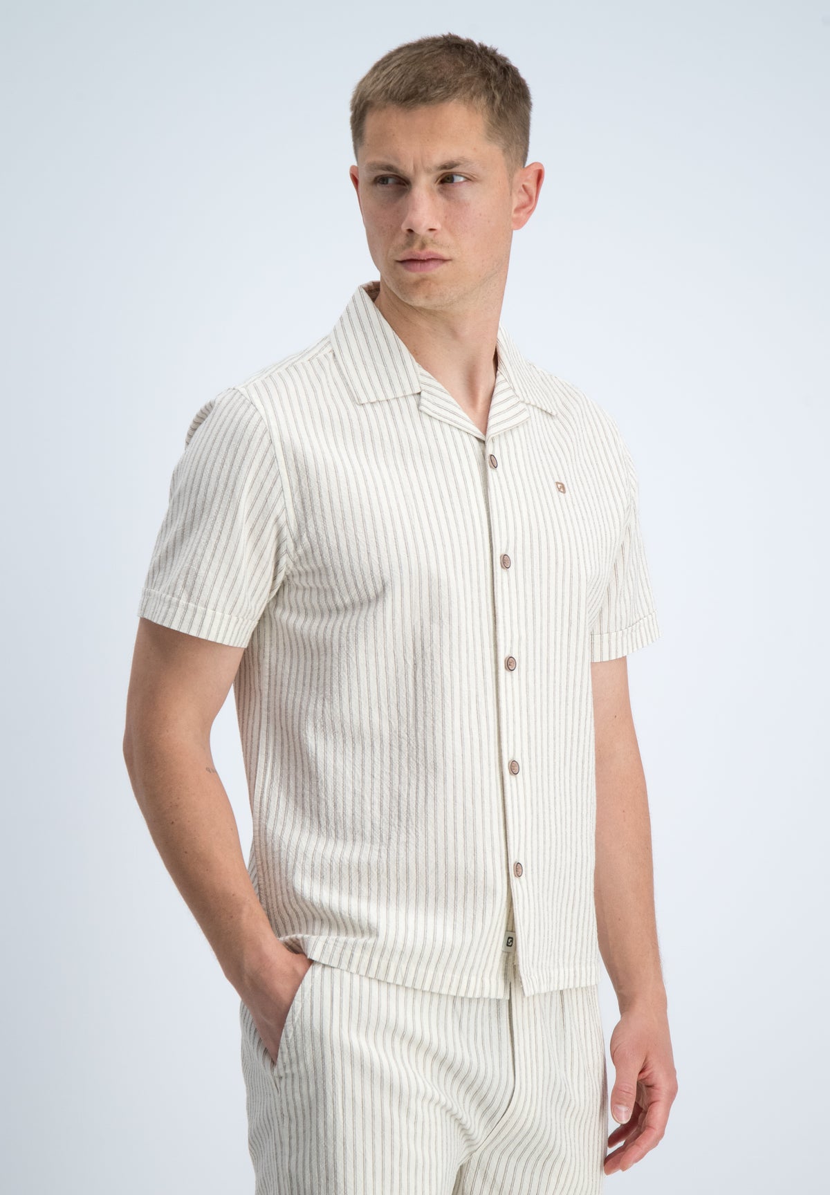 Regular fit overhemd korte mouw crepe