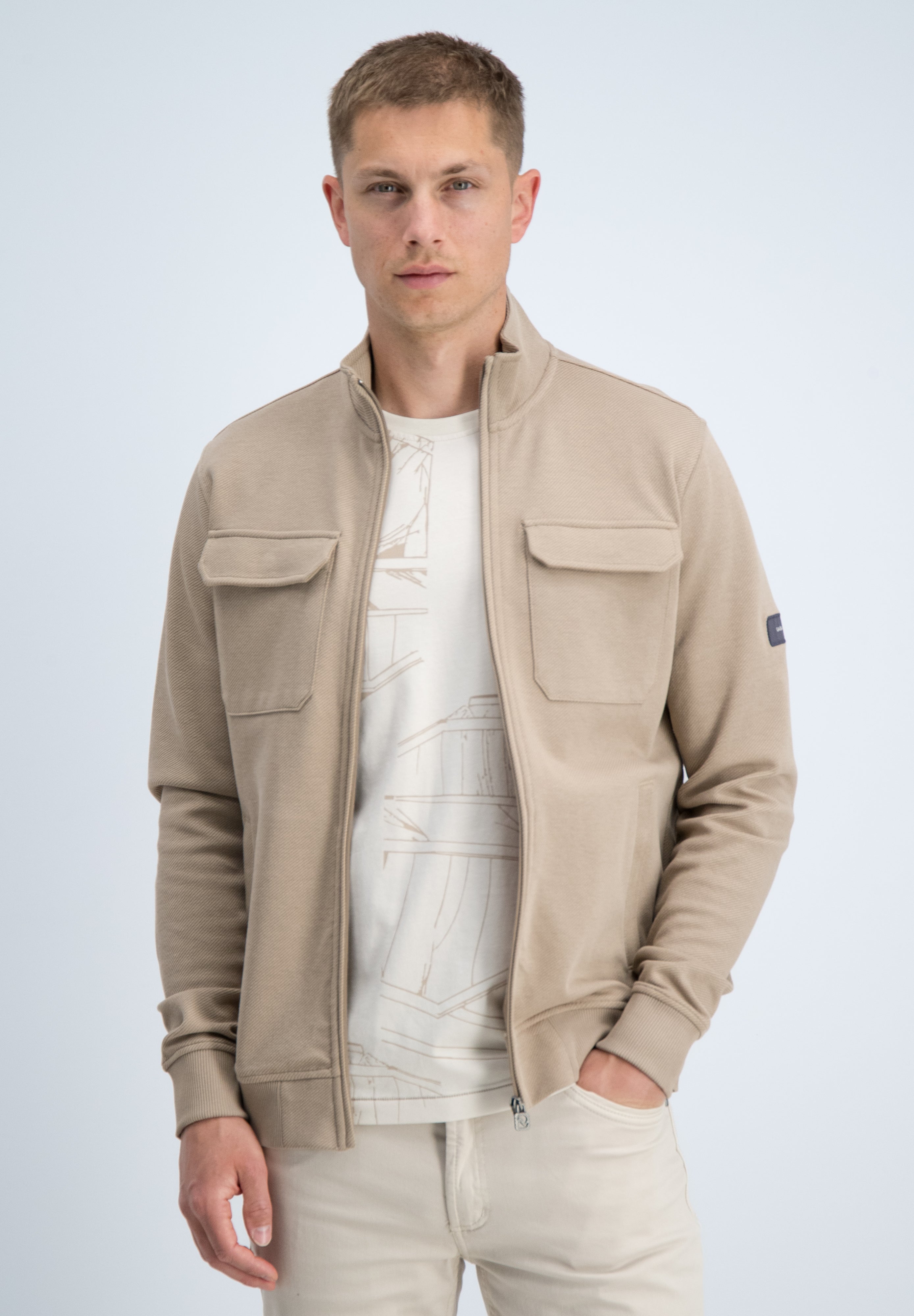 Regular fit vest structuur met borstzakken