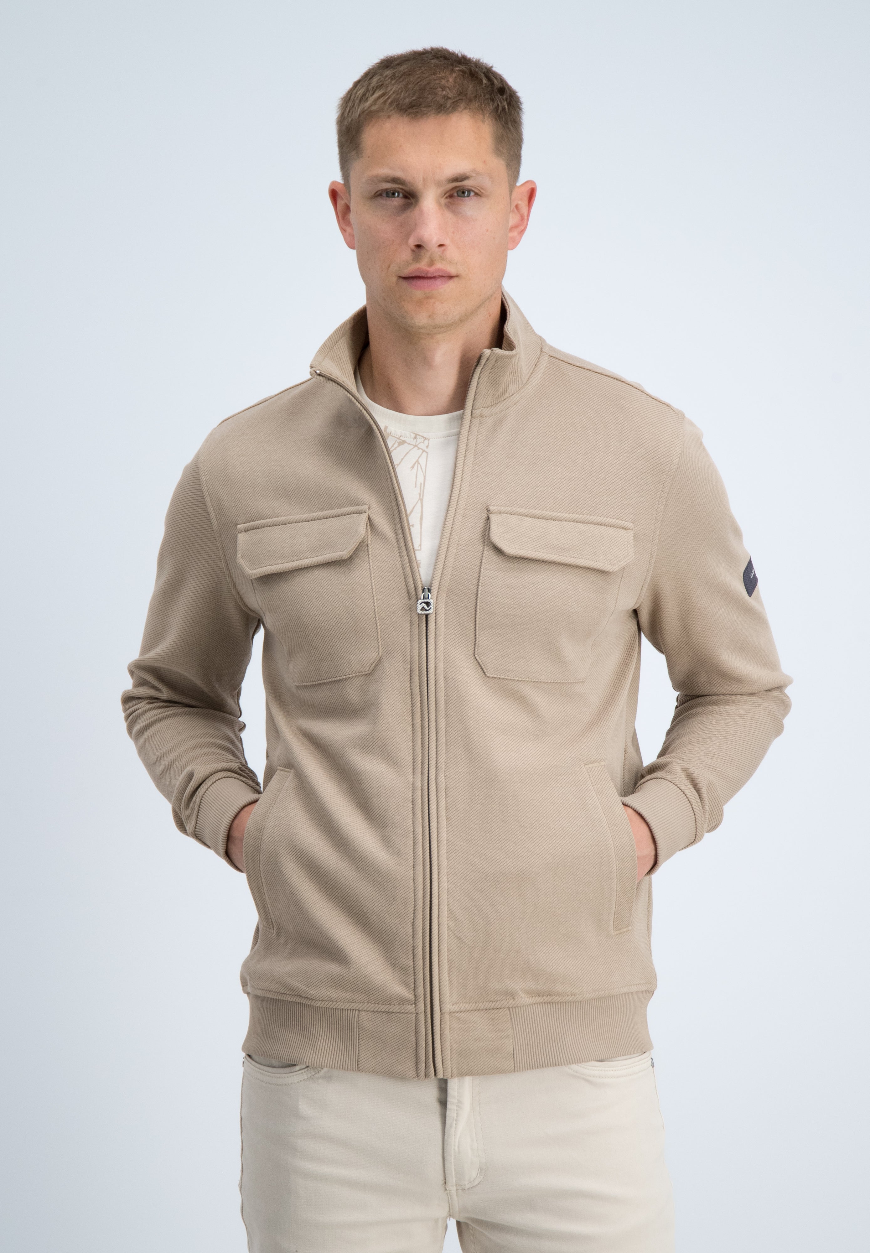 Regular fit vest structuur met borstzakken