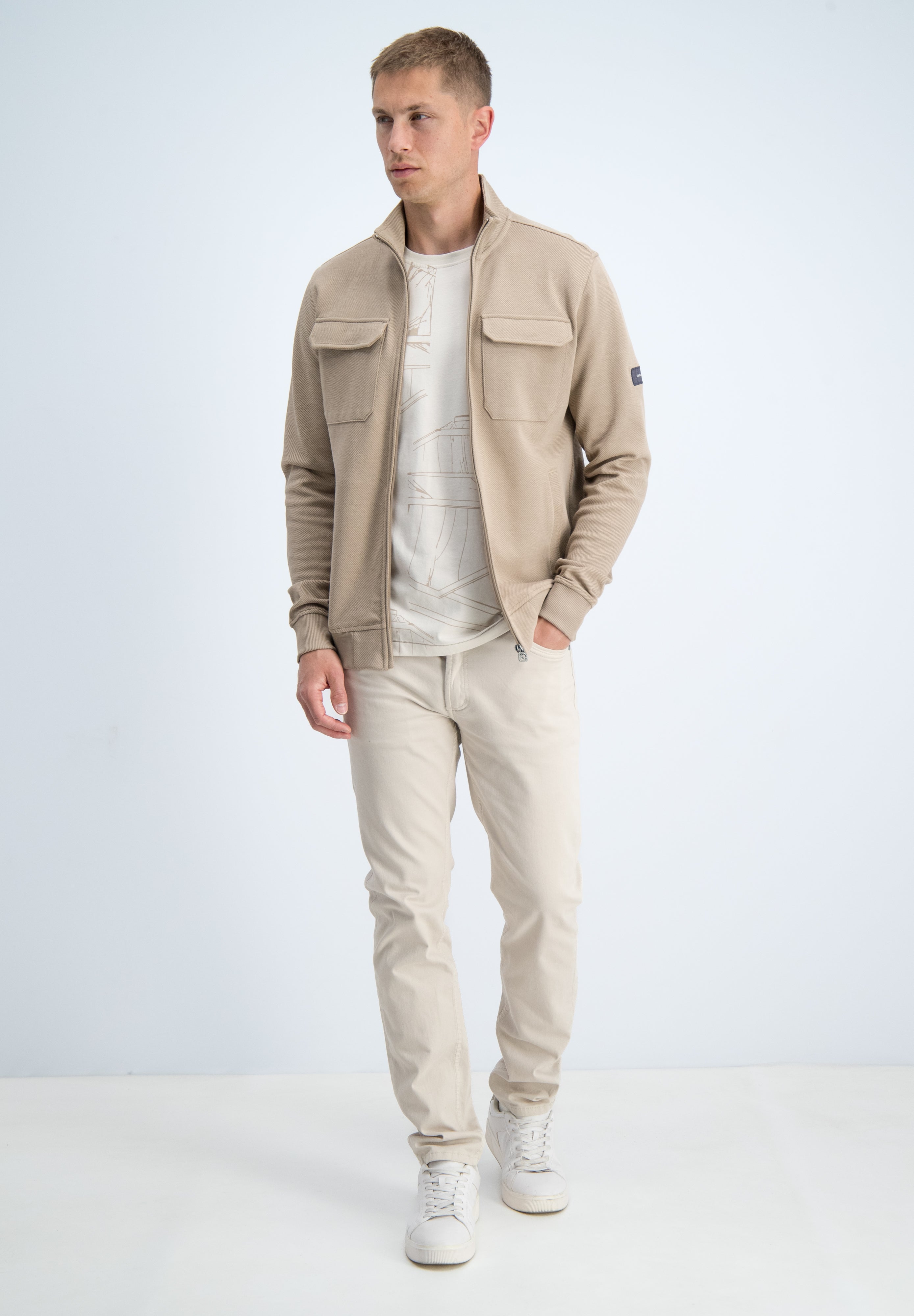 Regular fit vest structuur met borstzakken