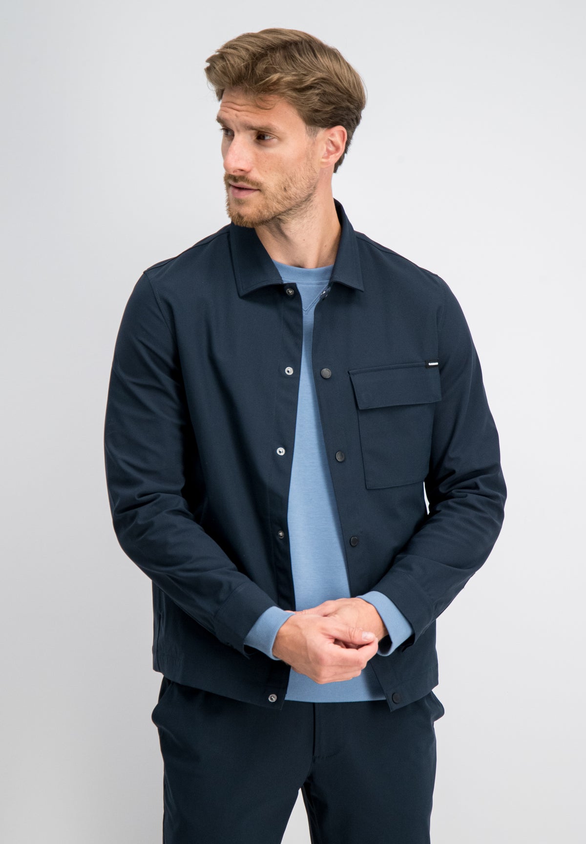 Arvik – Tech Travel Overshirt