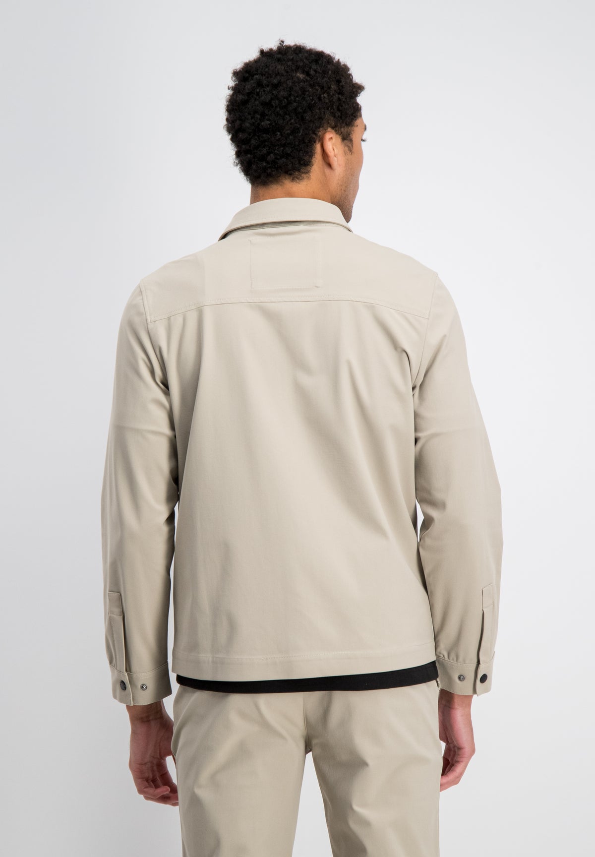 Arvik – Tech Travel Overshirt