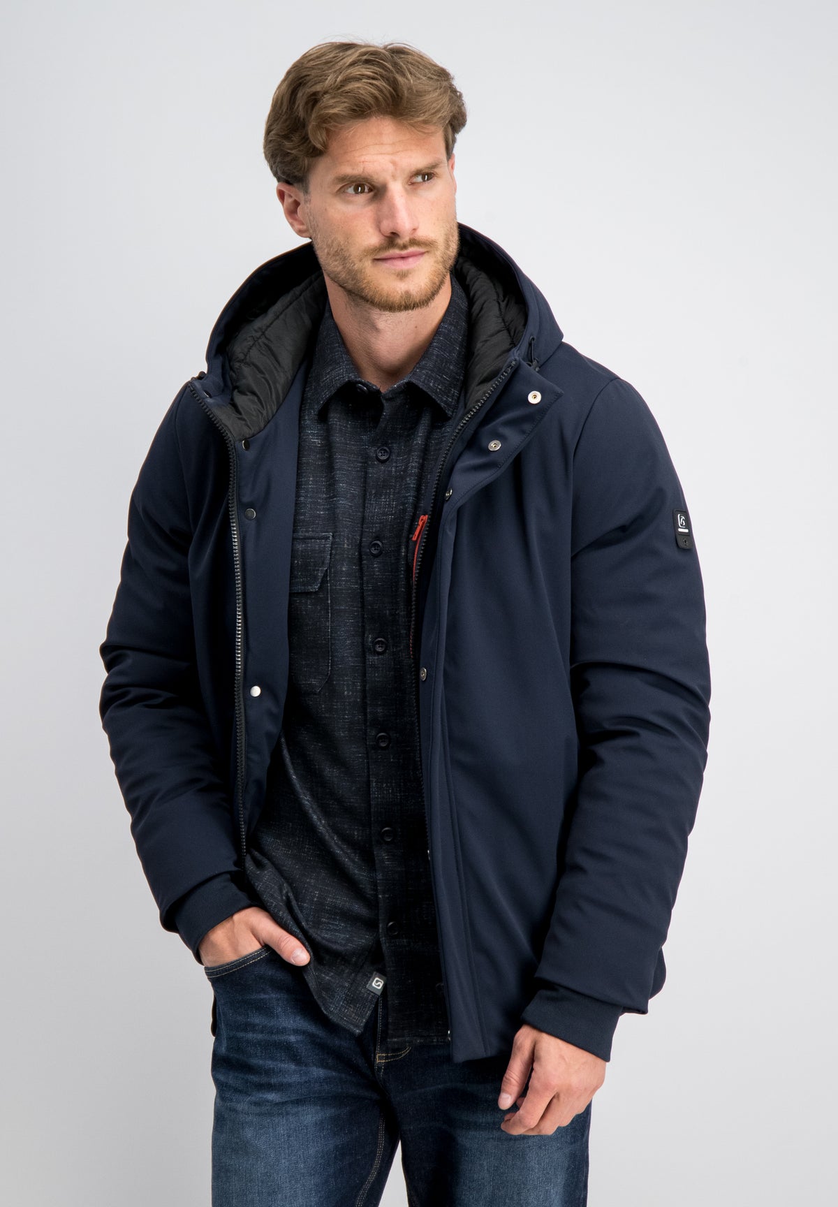 Stride – Jacket Minimalistic