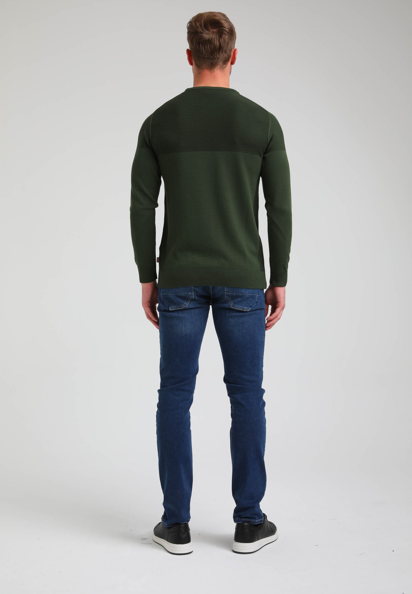 Dunne knit trui met ronde kraag | Leaf Green