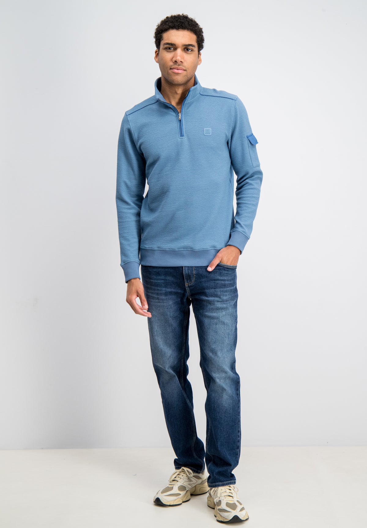 Grant – Jacquard Stripe Half Zip Sweat